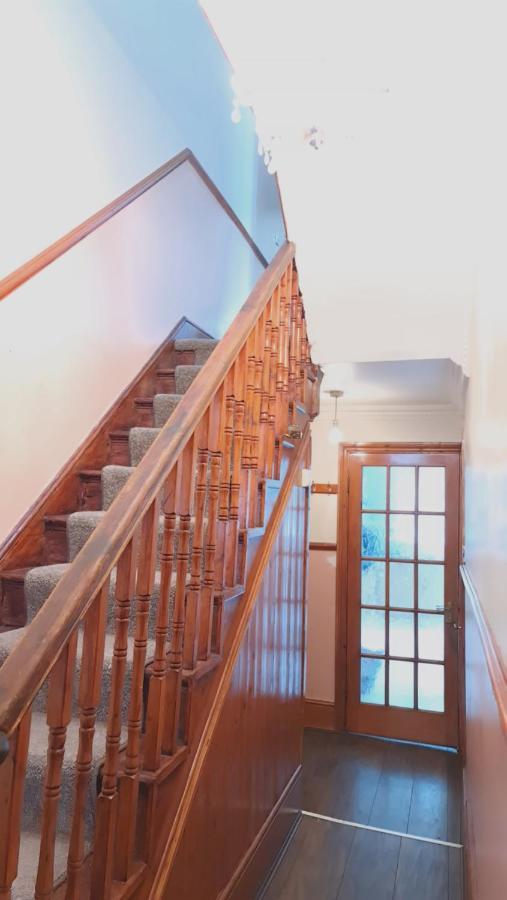 Stayeasy B&B In Trendy Heart Of Лондон Екстериор снимка