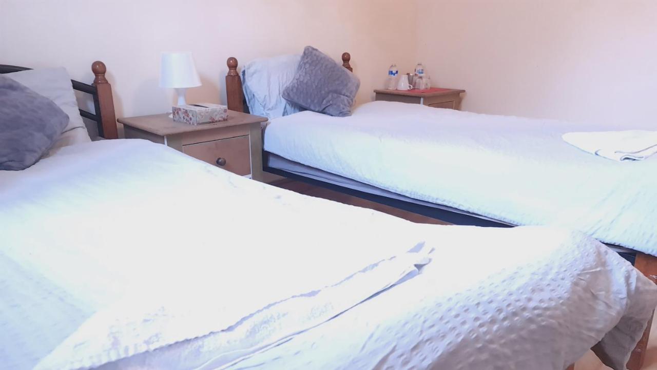 Stayeasy B&B In Trendy Heart Of Лондон Екстериор снимка